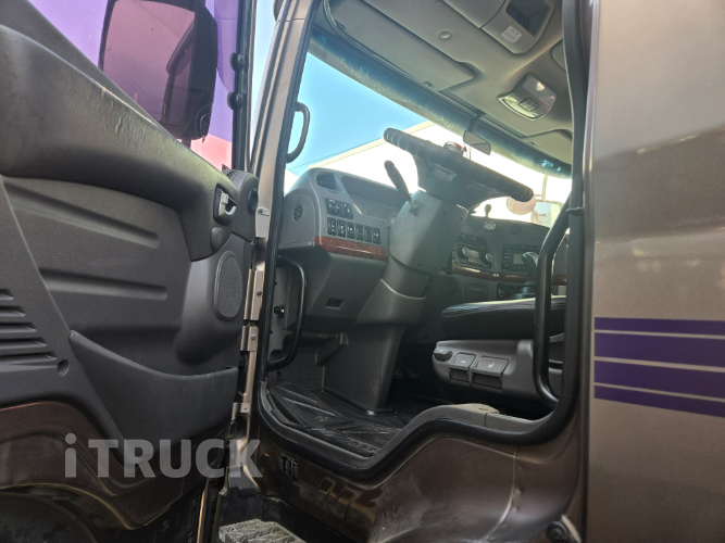 현대 트라고 520 앞사바리 카고 25톤 오토 5