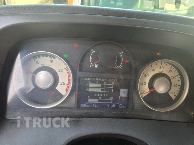 현대 트라고 520 앞사바리 카고 25톤 오토 8
