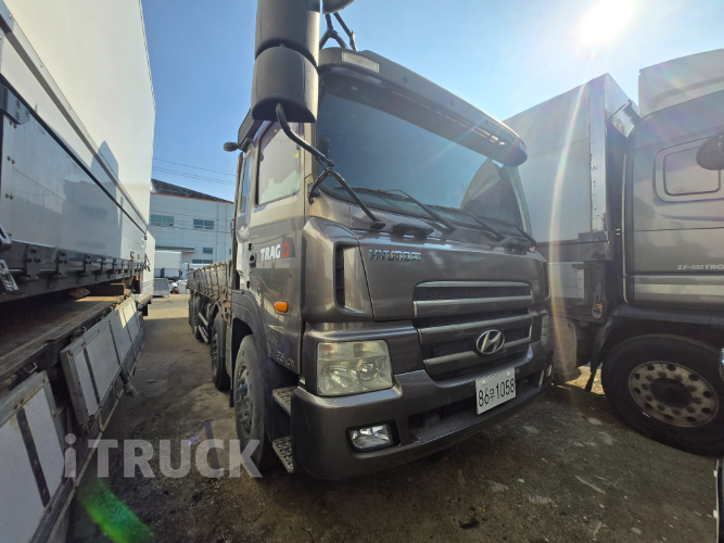 현대 트라고 520 앞사바리 카고 25톤 오토 2