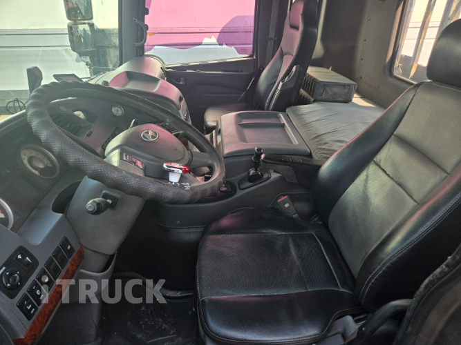 현대 트라고 520 앞사바리 카고 25톤 오토 6