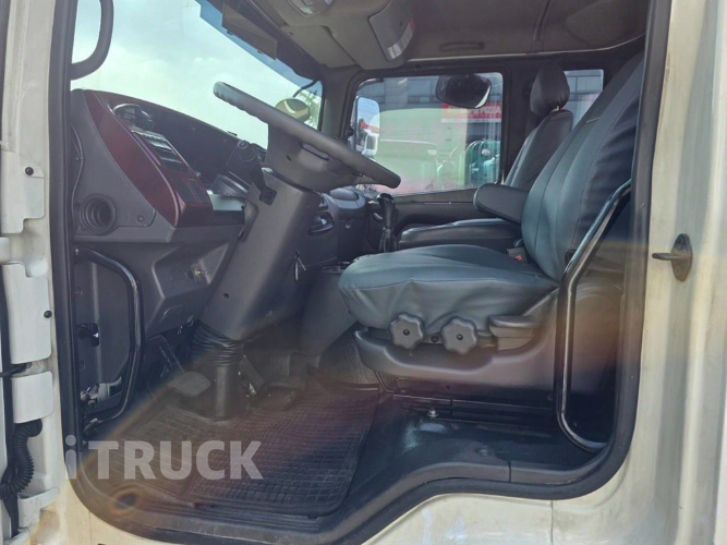 현대 메가트럭 260 앞축 카고 7.5톤 수동 10