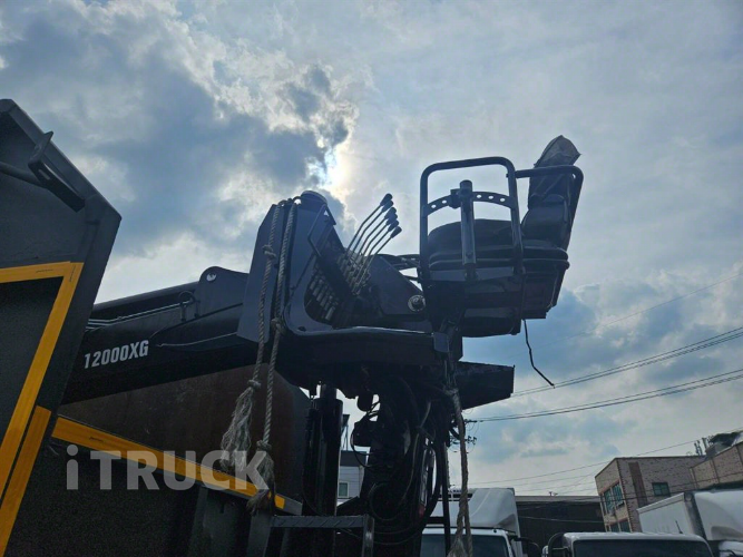 현대 파비스 집게차 300 5톤 오토 없음(순정) 7