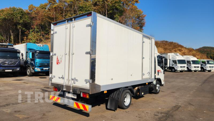 이스즈 엘프 2.5톤 냉동탑 투냉 조르다 7