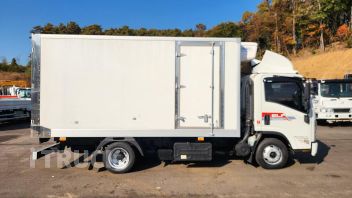 이스즈 엘프 2.5톤 냉동탑 투냉 조르다 3