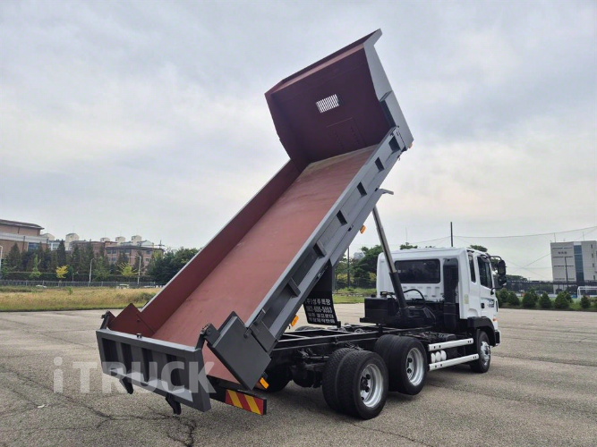 현대 메가트럭 화물덤프 5톤 8