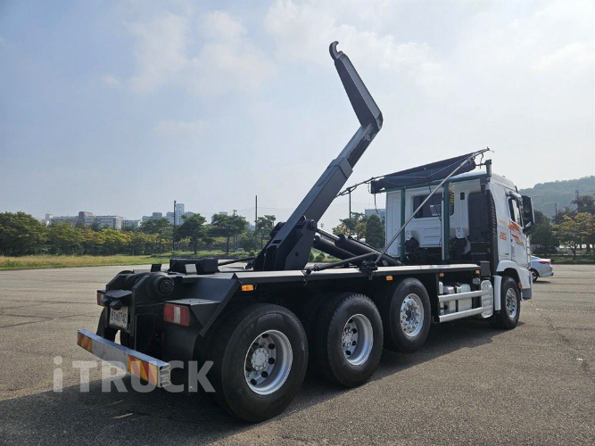 현대 엑시언트 암롤 540 24톤 오토 앞축 8