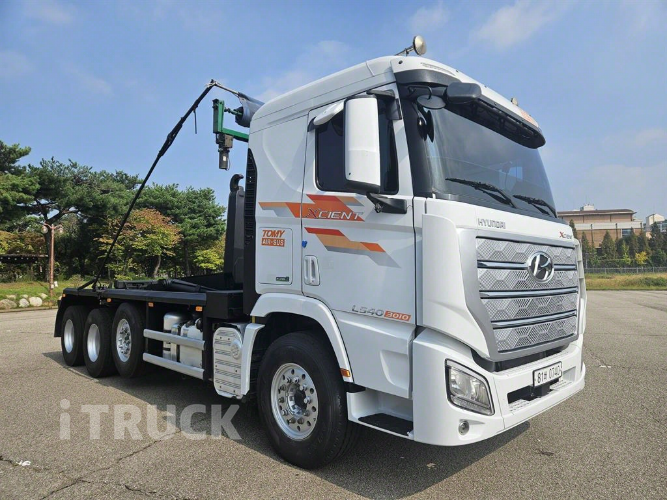 현대 엑시언트 암롤 540 24톤 오토 앞축 2