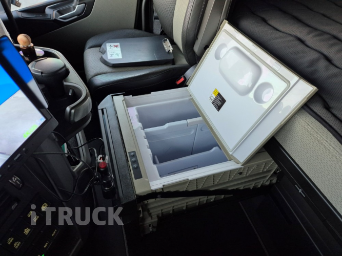 볼보 FH 540 후축 상승윙바디 25톤 오토 18