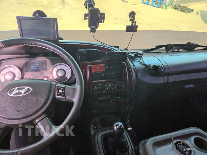 현대 메가트럭 270 후축 카고 4.5톤 수동 9