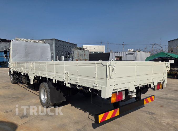 현대 메가트럭 270 후축 카고 4.5톤 수동 5