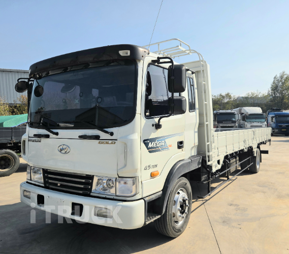 현대 메가트럭 270 후축 카고 4.5톤 수동