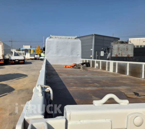 현대 메가트럭 270 후축 카고 4.5톤 수동 6