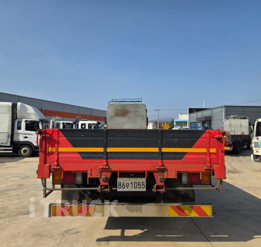 현대 트라고 520 후축 카고 25톤 오토 4