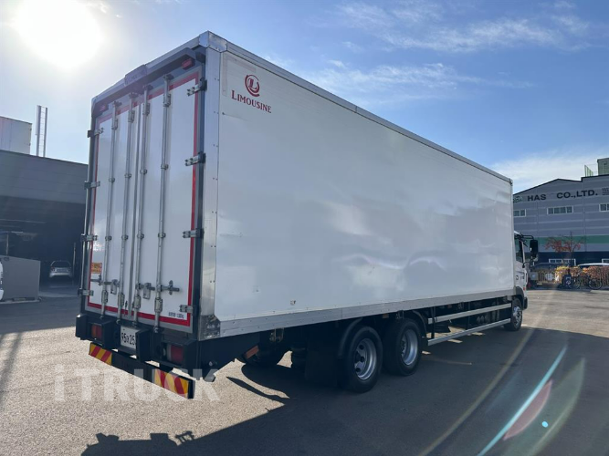 현대 메가트럭 260 십바리 윙바디 4.5톤 수동 3