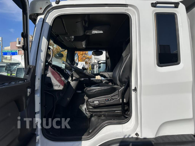 현대 메가트럭 260 십바리 윙바디 4.5톤 수동 13