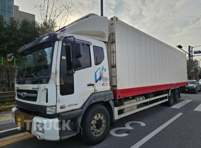 타타대우 노부스 280 후축 냉동탑 7.5톤 수동