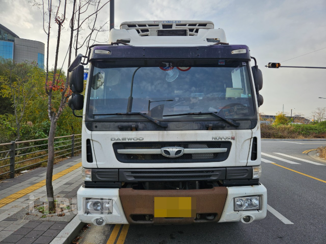 타타대우 노부스 280 후축 냉동탑 7.5톤 수동 1