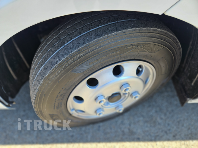 타타대우 버스 25인승 18