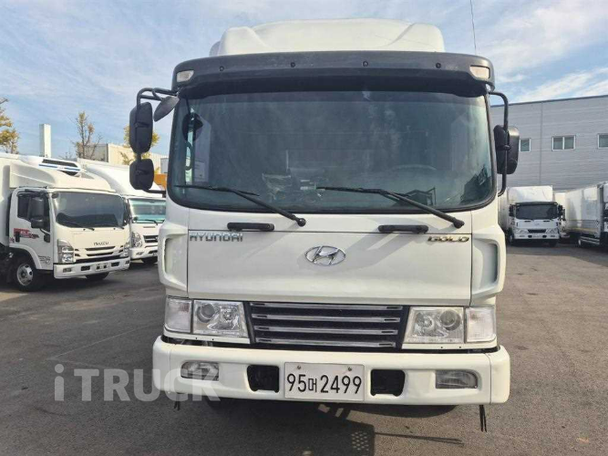 현대 메가트럭 250 후축 윙바디 4.5톤 수동 1