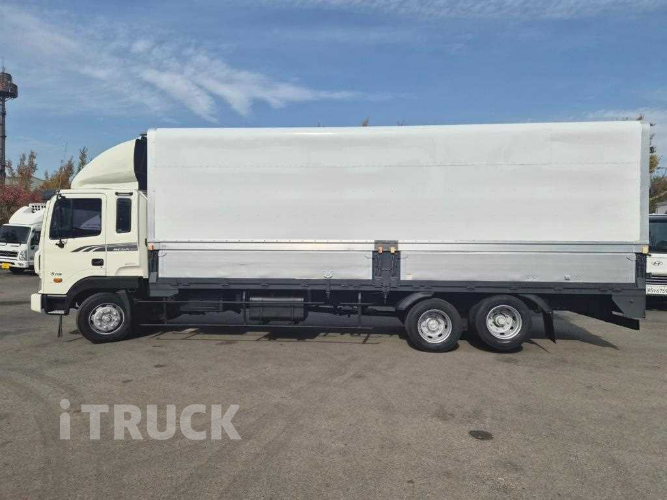 현대 메가트럭 250 후축 윙바디 4.5톤 수동 2