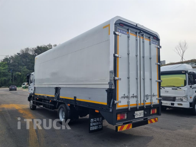 현대 메가트럭 280 단바리 윙바디 5톤 수동 11