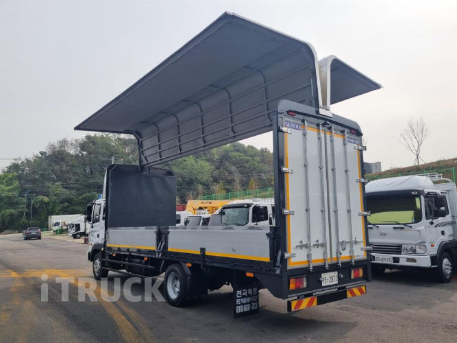 현대 메가트럭 280 단바리 윙바디 5톤 수동 2