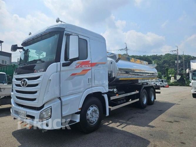 현대 살수차 엑시언트 스텐탱크 15,200L 수동 0