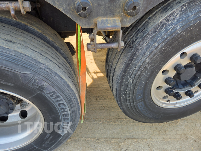 현대 엑시언트 540 앞축 카고 25톤 수동 8