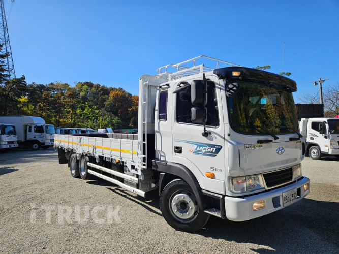 현대 메가트럭 280 앞축 카고 4.5톤 수동