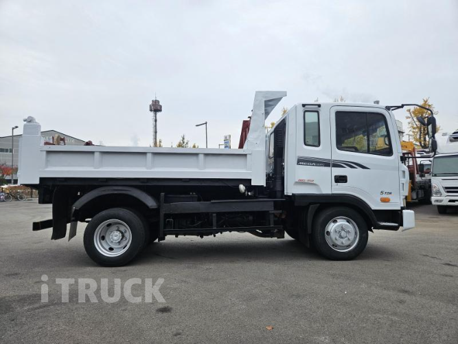 현대 메가트럭 화물덤프 4.5톤 2