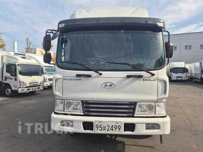 현대 메가트럭 250 후축 윙바디 4.5톤 수동 1