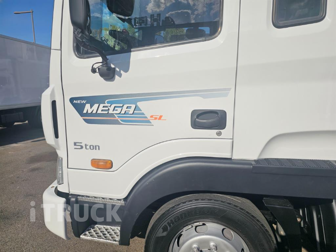 현대 메가트럭 280 앞축 카고 4.5톤 수동 6