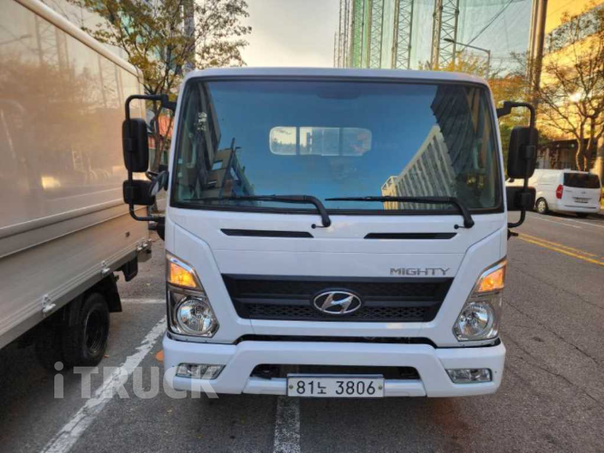 현대 올뉴마이티 3.5톤 카고 슈퍼캡 1