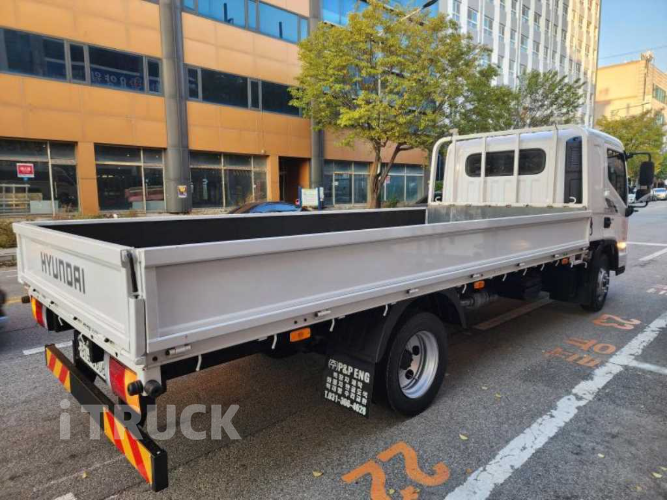 현대 올뉴마이티 3.5톤 카고 슈퍼캡 4