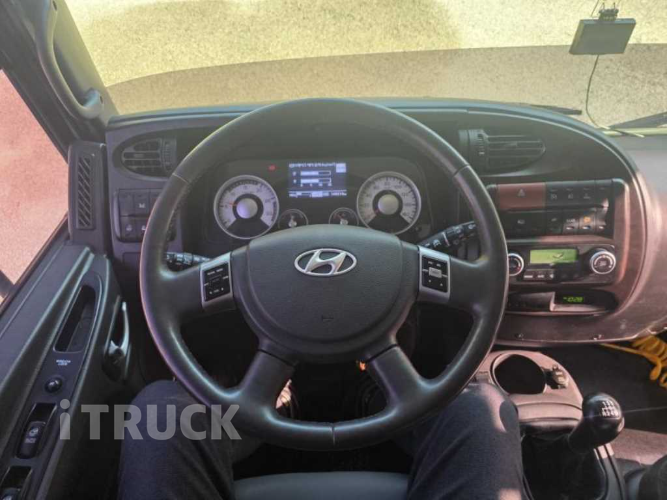 현대 메가트럭 280 단바리 카고 5톤 수동 17