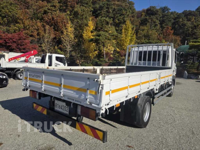 현대 메가트럭 280 단바리 카고 5톤 수동 5