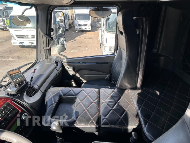 현대 메가트럭 260 후축 냉장윙 4.5톤 수동 16