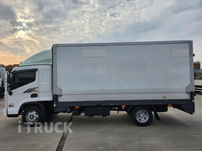 현대 올뉴마이티 3.5톤 윙바디 슈퍼캡 3