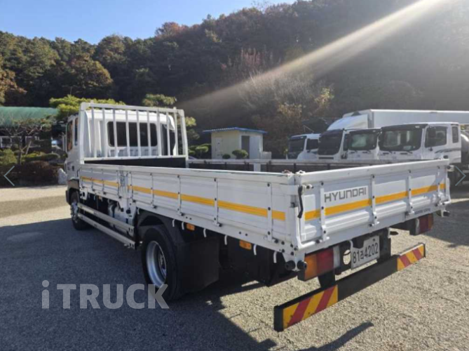 현대 메가트럭 280 단바리 카고 5톤 수동 3