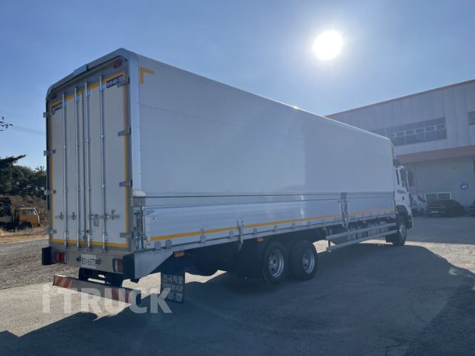 현대 메가트럭 와이드캡 300 후축 윙바디 8톤 수동 4