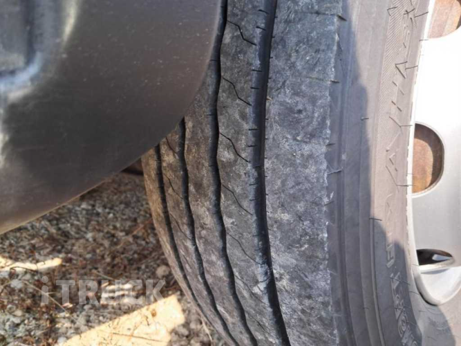 현대 메가트럭 280 앞축 카고 4.5톤 수동 9