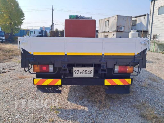 현대 메가트럭 280 앞축 카고 4.5톤 수동 3