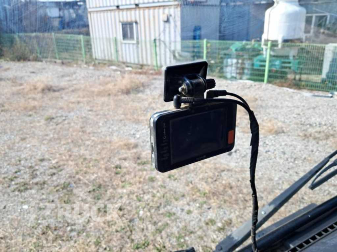 현대 메가트럭 280 앞축 카고 4.5톤 수동 17