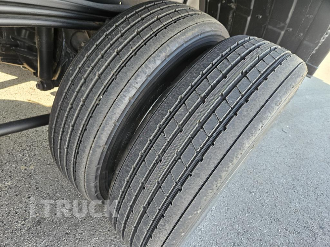 현대 엑시언트 집게차 350 9.5톤 수동 없음(순정) 17