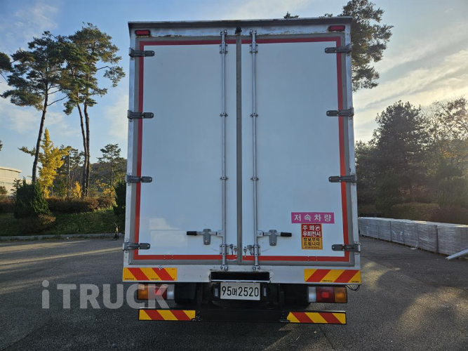 현대 메가트럭 260 단바리 익스하이탑 4.5톤 수동 4