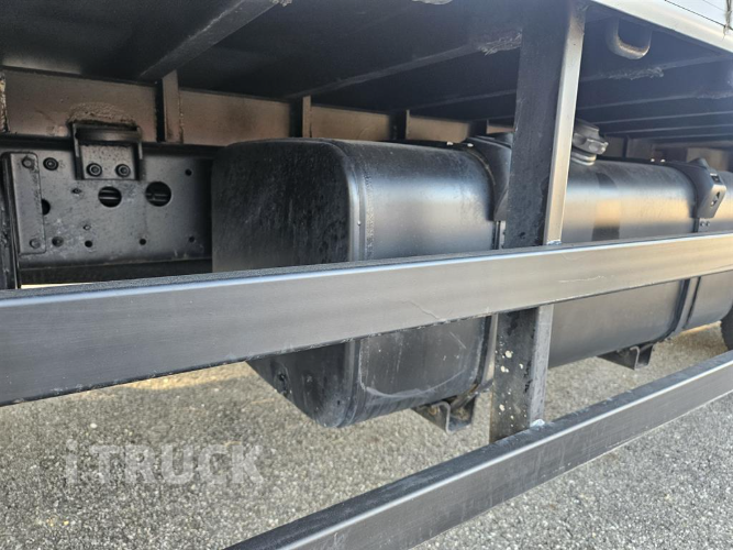 현대 메가트럭 260 단바리 익스하이탑 4.5톤 수동 8