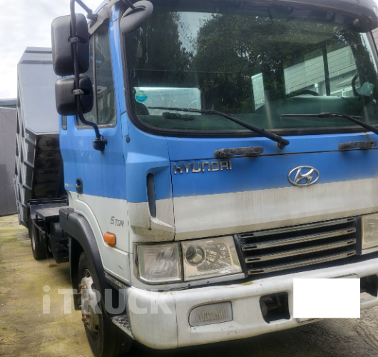 현대 메가트럭 암롤 255 5톤 수동 단바리 2