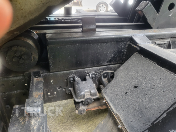 현대 메가트럭 암롤 255 5톤 수동 단바리 7