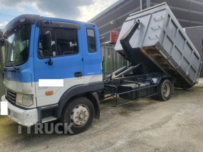 현대 메가트럭 암롤 255 5톤 수동 단바리