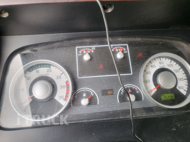 현대 메가트럭 암롤 255 5톤 수동 단바리 17